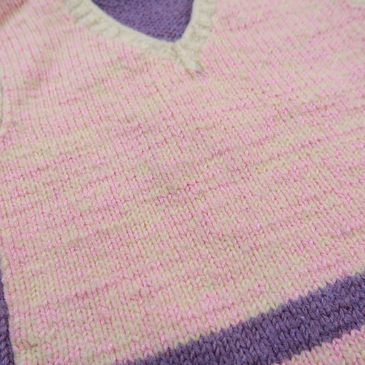 Vintage sleeveless pink vest